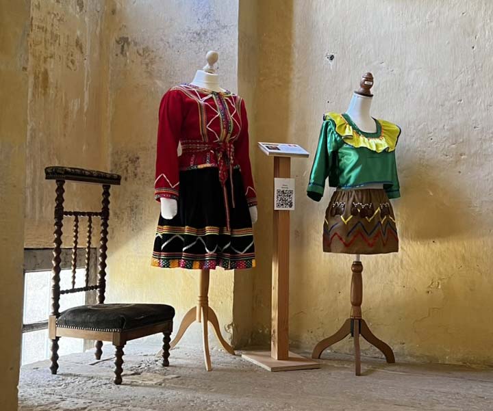 Costumes à l'Abbaye